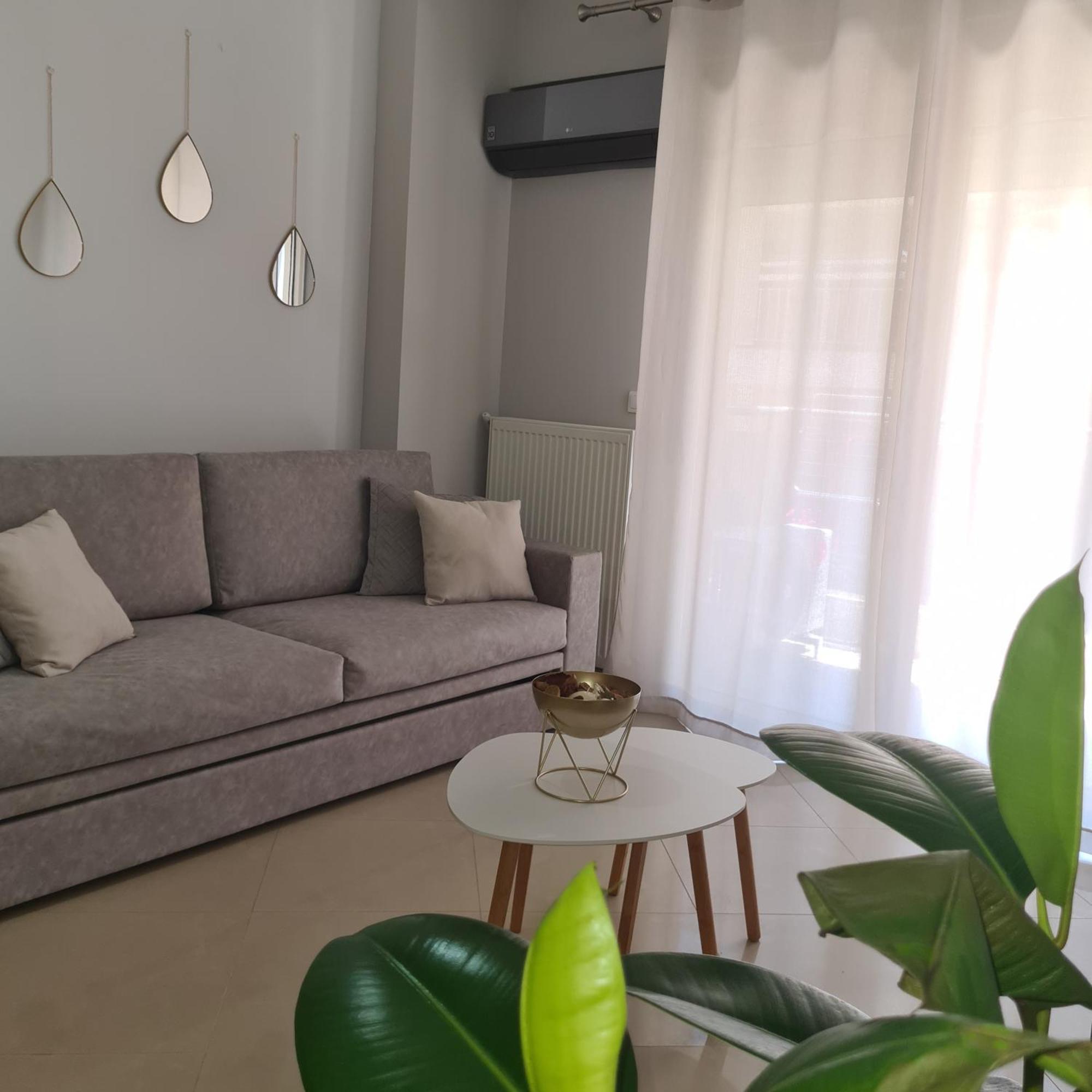 Cozy Gold Appartment#Free Parking# Tesalonika Bagian luar foto